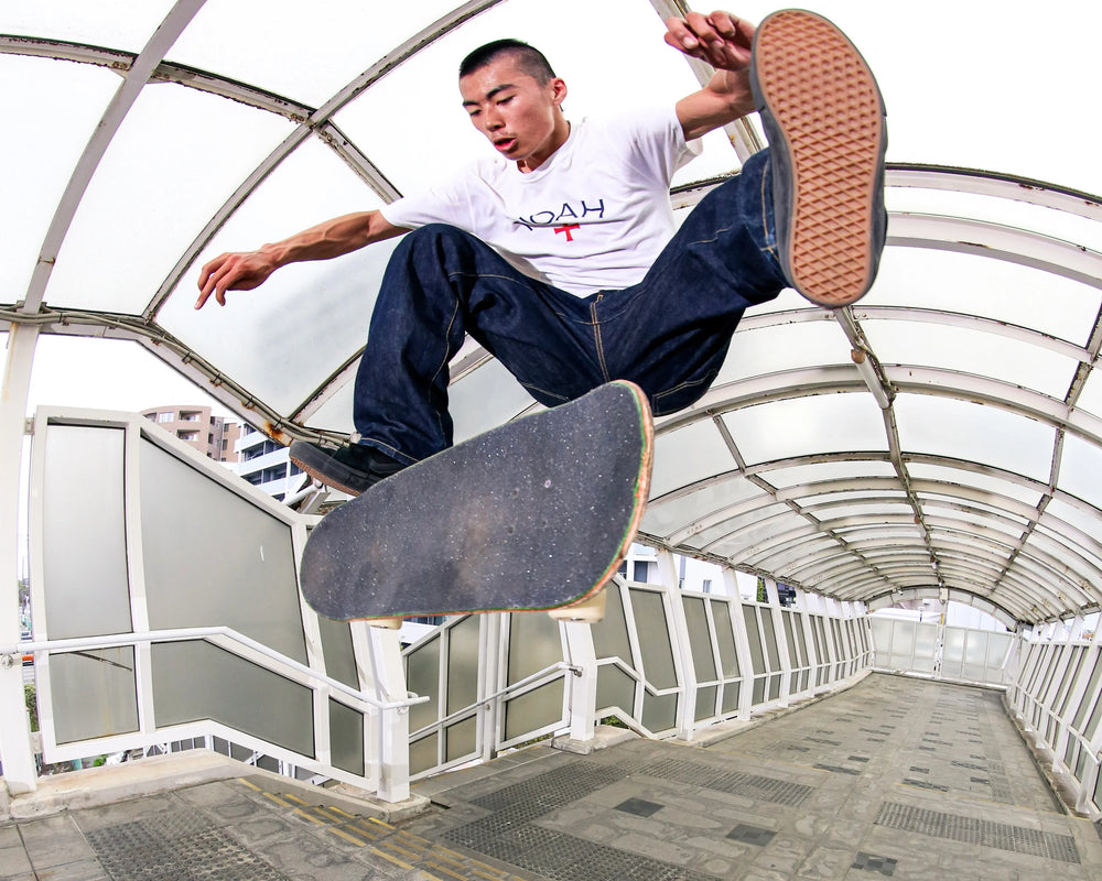 Introducing: Junnosuke Hasegawa - Cover